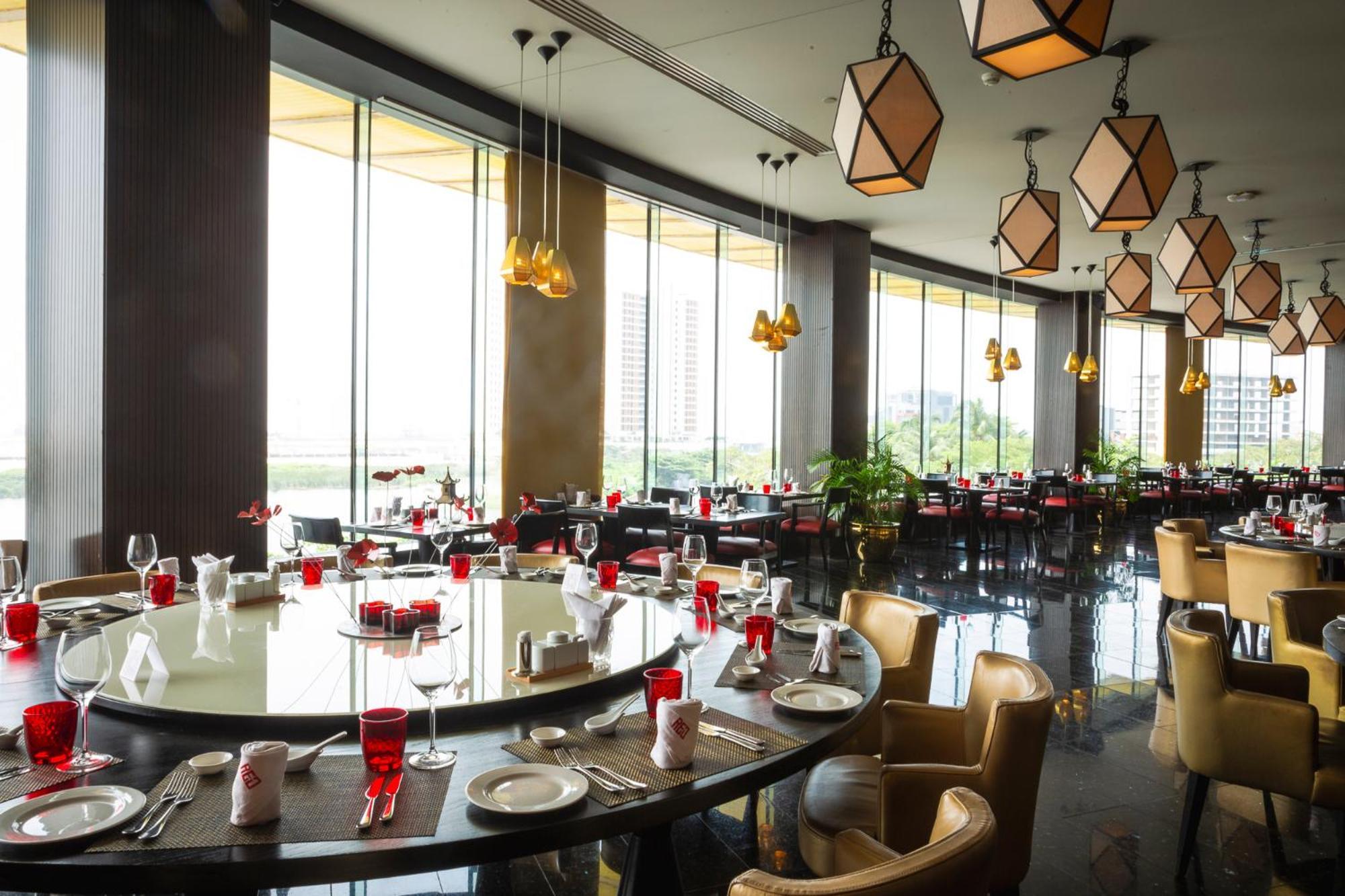 Eko Hotel Gardens Lagos Exterior photo